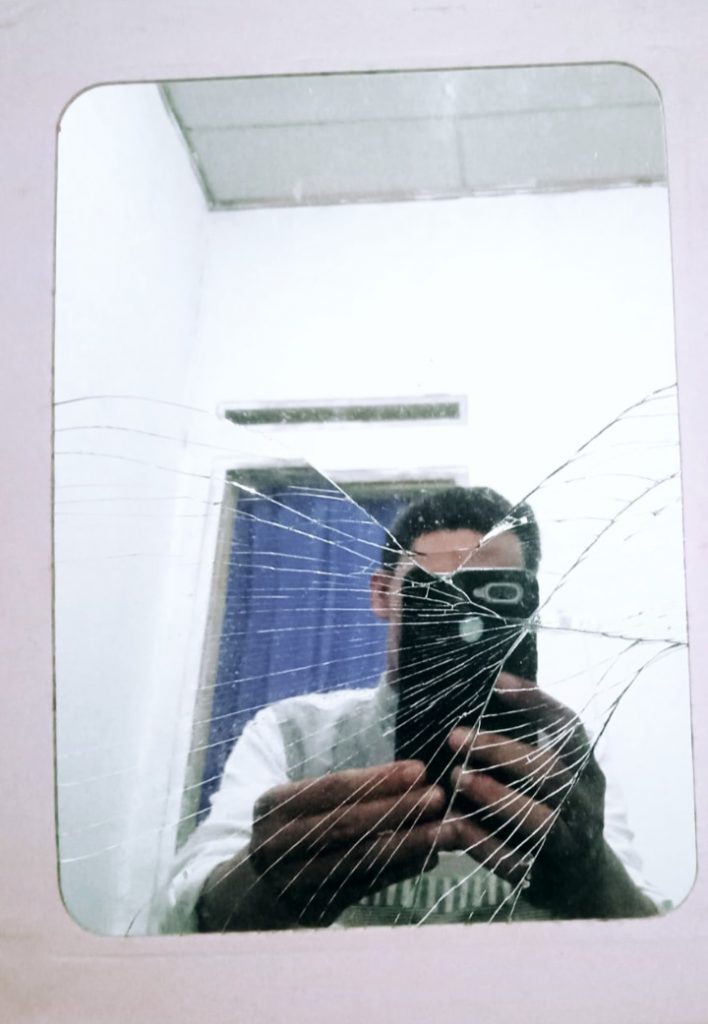 Tes Psikologi Cermin Kehidupan: Memahami Diri melalui Refleksi Hidup